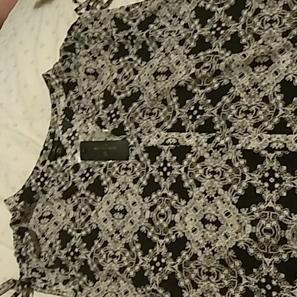 Beautiful Blouse new with tags